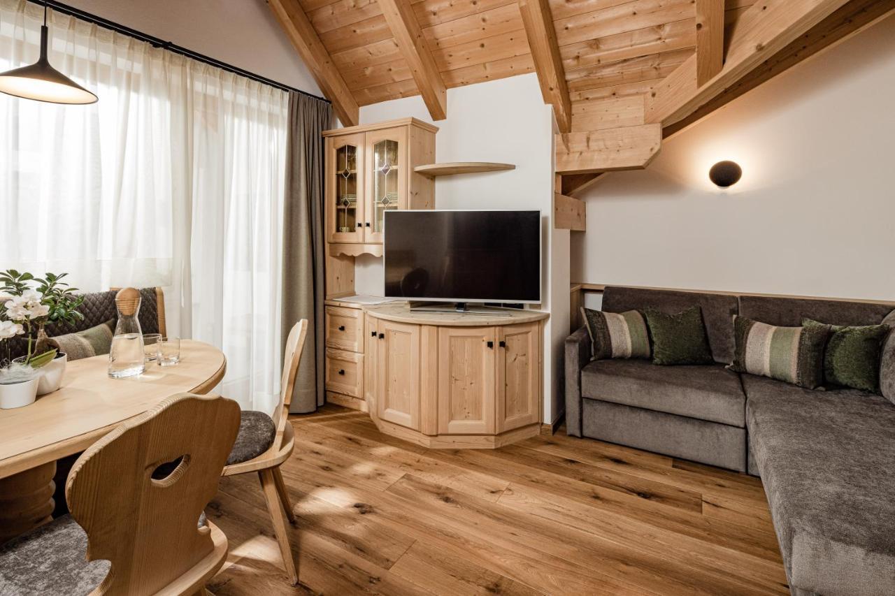 Apartments Belaval Santa Cristina Val Gardena Exterior photo